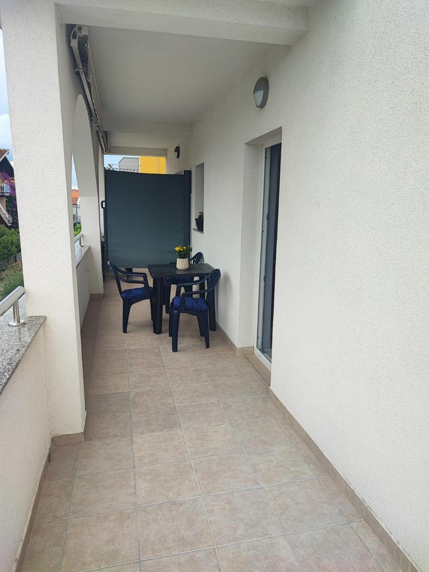 Ferienwohnung Apartman Luka Vodice Exterior foto
